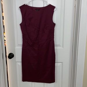 Ann Taylor - burgundy dress - size 4
